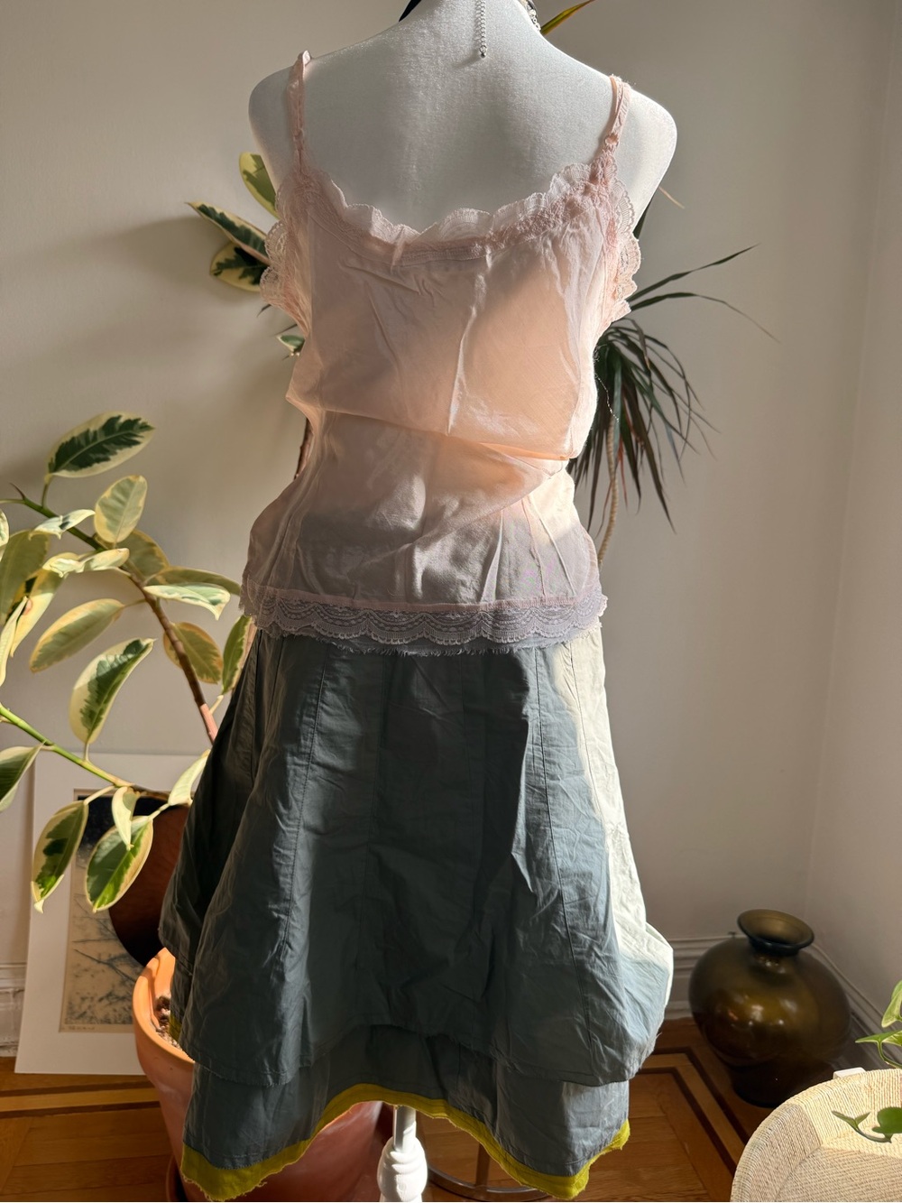 Stunning Y2k Baletcore Soft Girl Lace-Trim Powder Pink Camisole - Picture 7 of 8